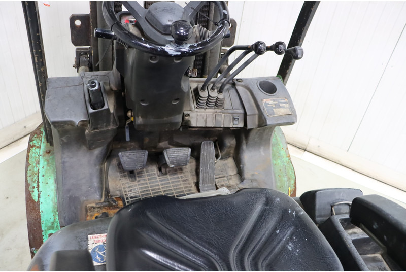 Mitsubishi FD30NT - Xe nâng diesel: hình 2 Mitsubishi FD30NT - Xe nâng diesel: hình 2