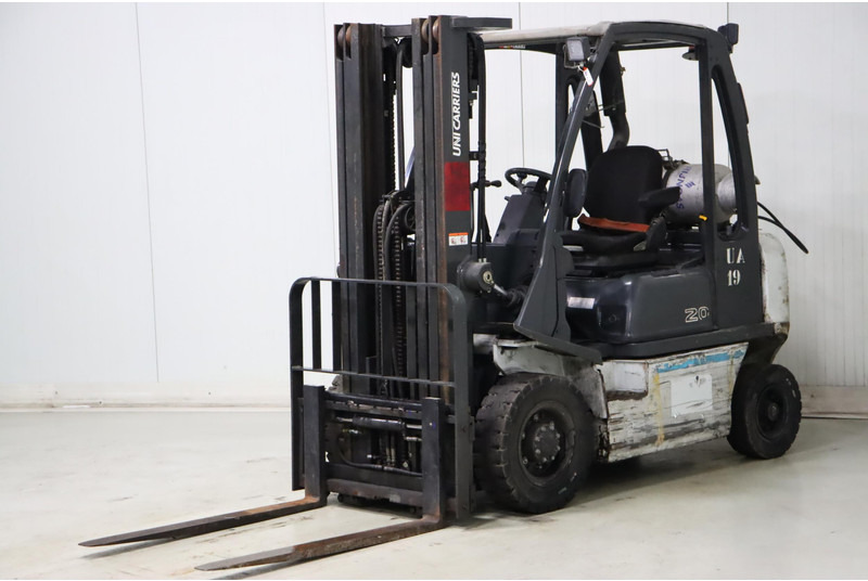 Nissan U1D2A20LQ - Xe nâng gas: hình 3 Nissan U1D2A20LQ - Xe nâng gas: hình 3