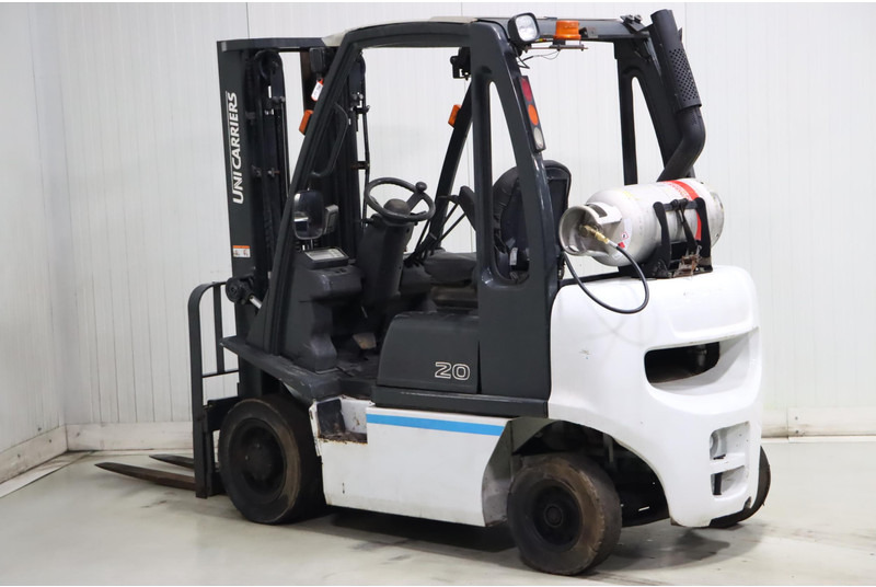 Nissan U1D2A20LQ - Xe nâng gas: hình 4 Nissan U1D2A20LQ - Xe nâng gas: hình 4