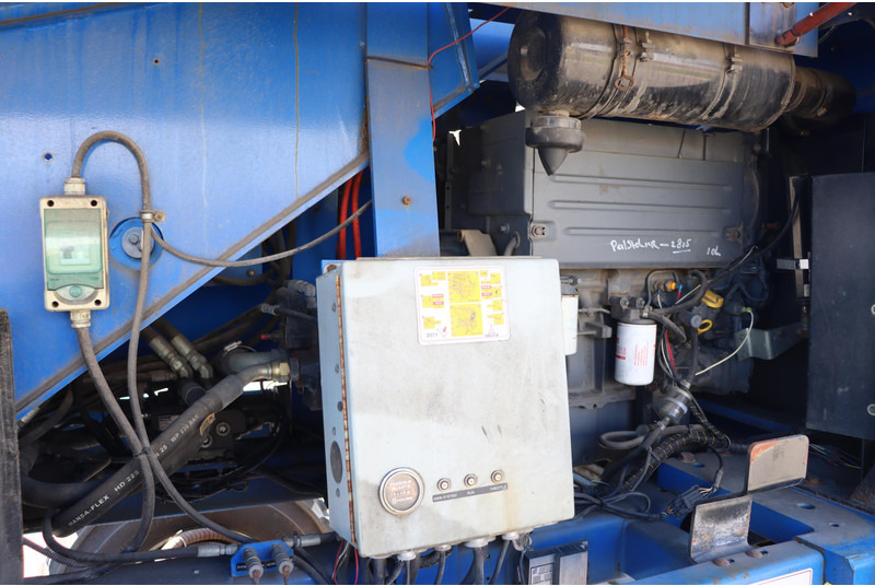 Xe nâng người hình viễn vọng kính Snorkel SB66RTJDZ: hình 12