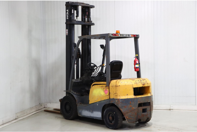 TCM FD25T3 - Xe nâng diesel: hình 4 TCM FD25T3 - Xe nâng diesel: hình 4