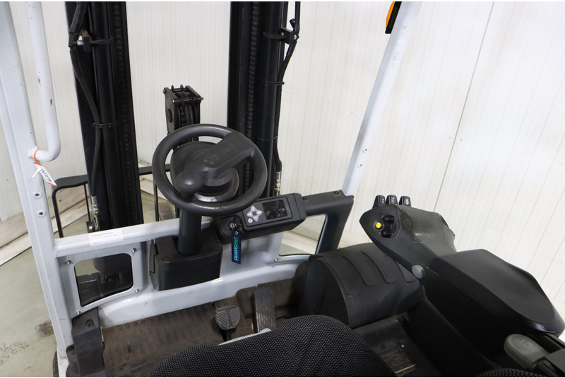 UniCarriers AG2N1L20Q - Xe nâng điện: hình 2 UniCarriers AG2N1L20Q - Xe nâng điện: hình 2