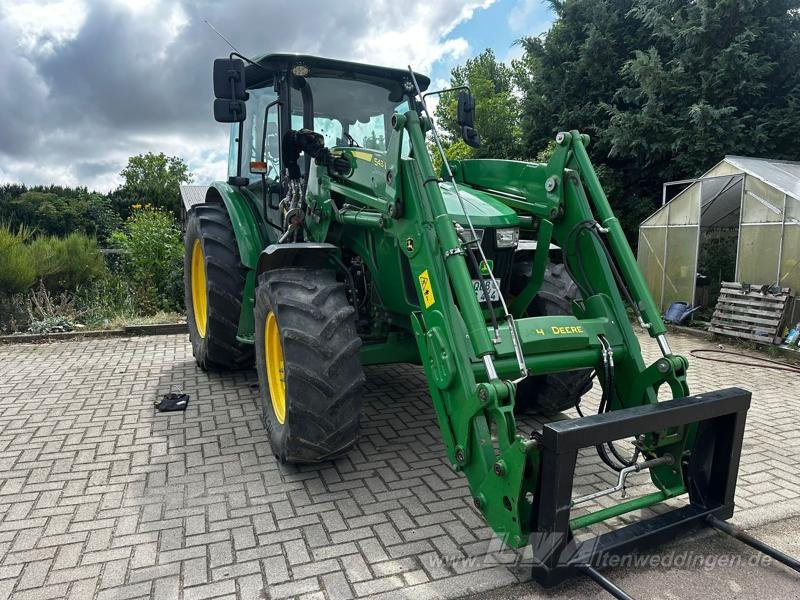 John Deere 5090M - Máy cày: hình 3 John Deere 5090M - Máy cày: hình 3
