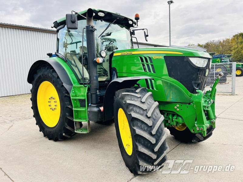 John Deere 6210R - Máy cày: hình 2 John Deere 6210R - Máy cày: hình 2