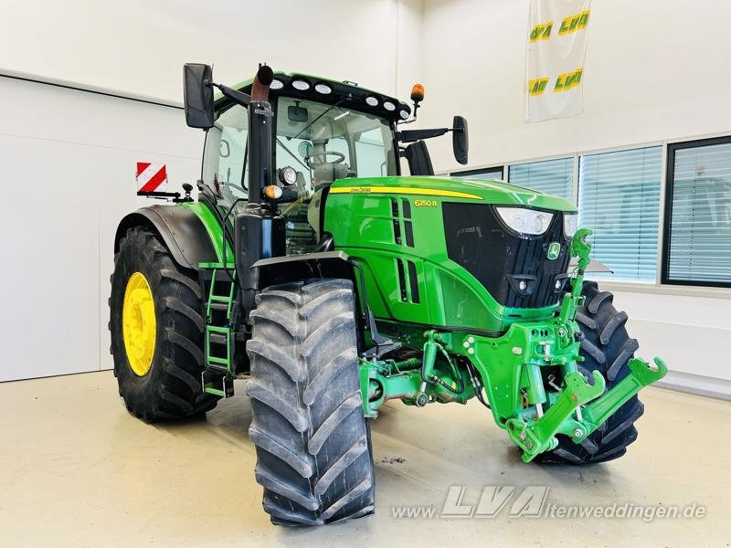 John Deere 6250R ULTIMATE CommandPro - Máy cày: hình 2 John Deere 6250R ULTIMATE CommandPro - Máy cày: hình 2