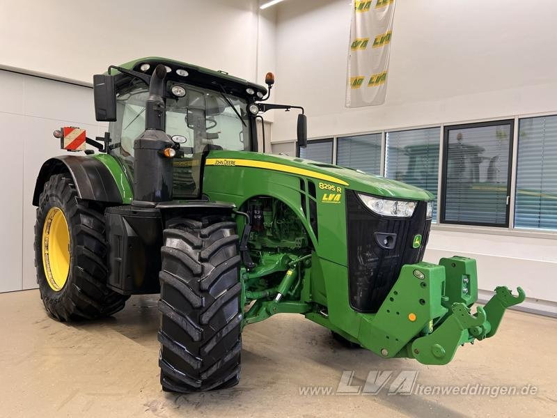 John Deere 8295R - Máy cày: hình 2 John Deere 8295R - Máy cày: hình 2