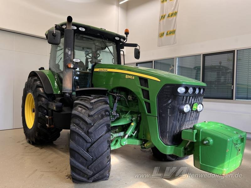 John Deere 8345R - Máy cày: hình 2 John Deere 8345R - Máy cày: hình 2