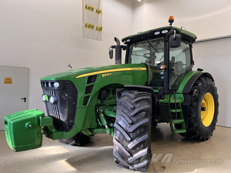 John Deere 8345R - Máy cày: hình 1 John Deere 8345R - Máy cày: hình 1