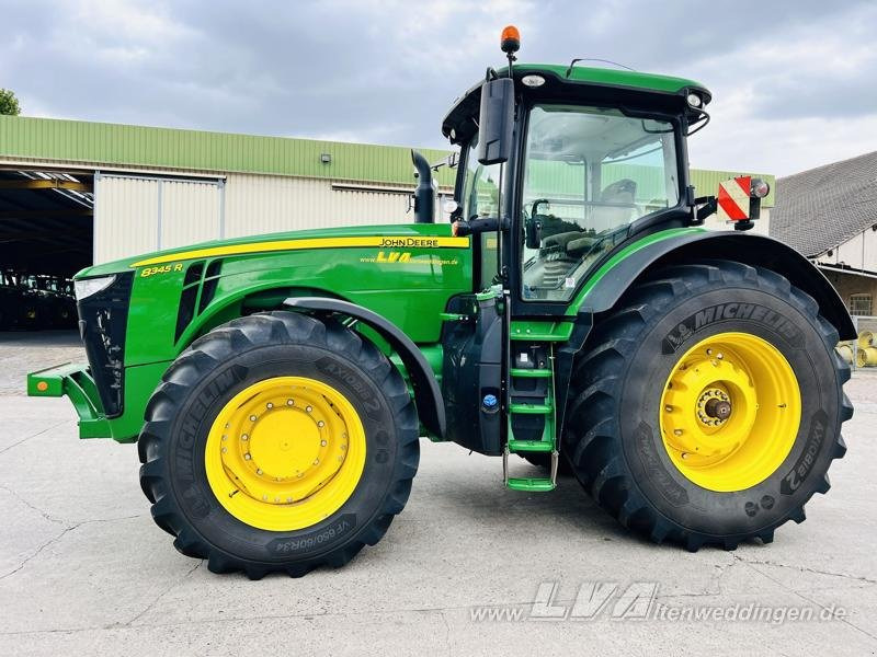 John Deere 8345R E23 PowerShift - Máy cày: hình 5 John Deere 8345R E23 PowerShift - Máy cày: hình 5