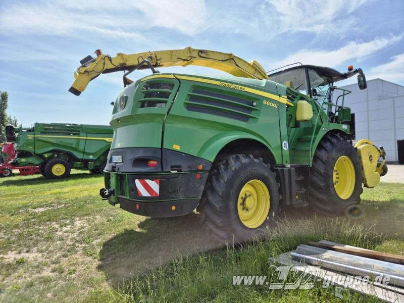 John Deere 8600i - Máy gặt đập thức ăn gia súc: hình 3 John Deere 8600i - Máy gặt đập thức ăn gia súc: hình 3
