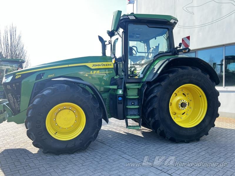 John Deere 8R 340 - Máy cày: hình 5 John Deere 8R 340 - Máy cày: hình 5