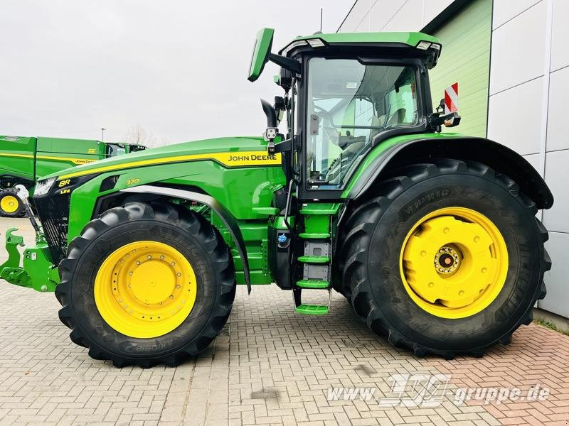 John Deere 8R 370 - Máy cày: hình 4 John Deere 8R 370 - Máy cày: hình 4