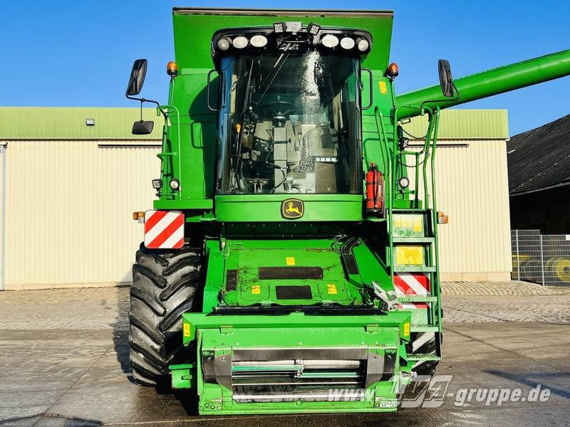 John Deere C670 - Máy gặt đập: hình 3 John Deere C670 - Máy gặt đập: hình 3