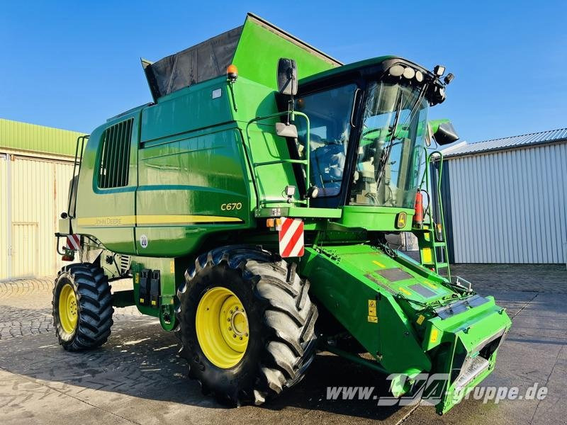 John Deere C670 - Máy gặt đập: hình 4 John Deere C670 - Máy gặt đập: hình 4