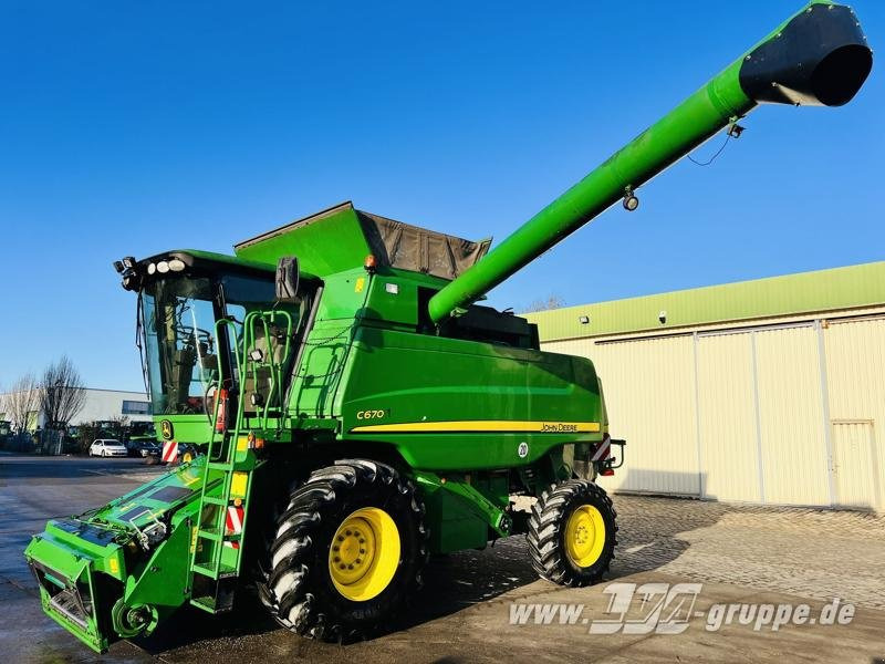 John Deere C670 - Máy gặt đập: hình 1 John Deere C670 - Máy gặt đập: hình 1