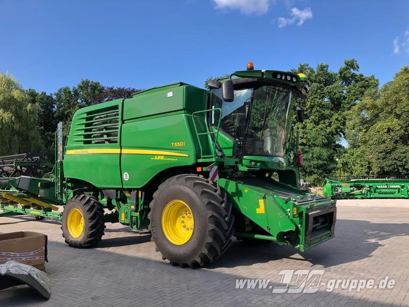 John Deere T550 - Máy gặt đập: hình 3 John Deere T550 - Máy gặt đập: hình 3
