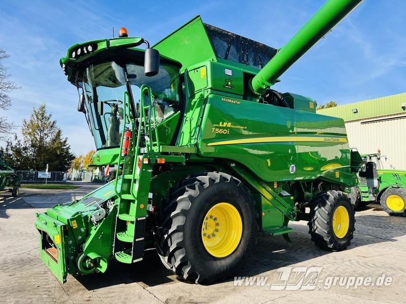 John Deere T560 Hillmaster - Máy gặt đập: hình 2 John Deere T560 Hillmaster - Máy gặt đập: hình 2