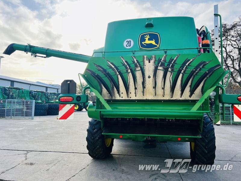 John Deere T660 - Máy gặt đập: hình 4 John Deere T660 - Máy gặt đập: hình 4