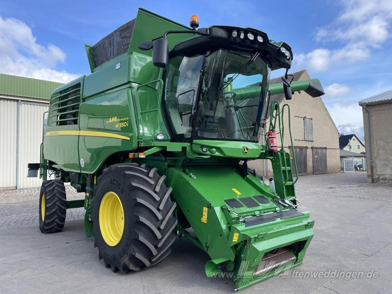John Deere W550 - Máy gặt đập: hình 2 John Deere W550 - Máy gặt đập: hình 2