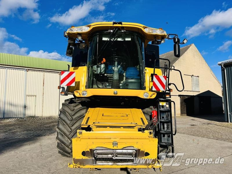 New Holland CR8080 - Máy gặt đập: hình 2 New Holland CR8080 - Máy gặt đập: hình 2