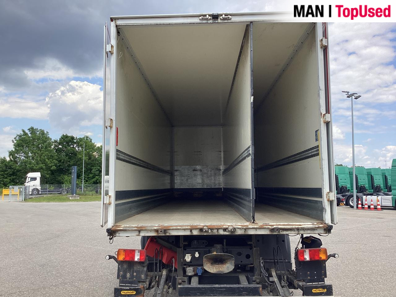 MAN TGM 15.320 4X2 BL - Xe tải hộp: hình 3 MAN TGM 15.320 4X2 BL - Xe tải hộp: hình 3