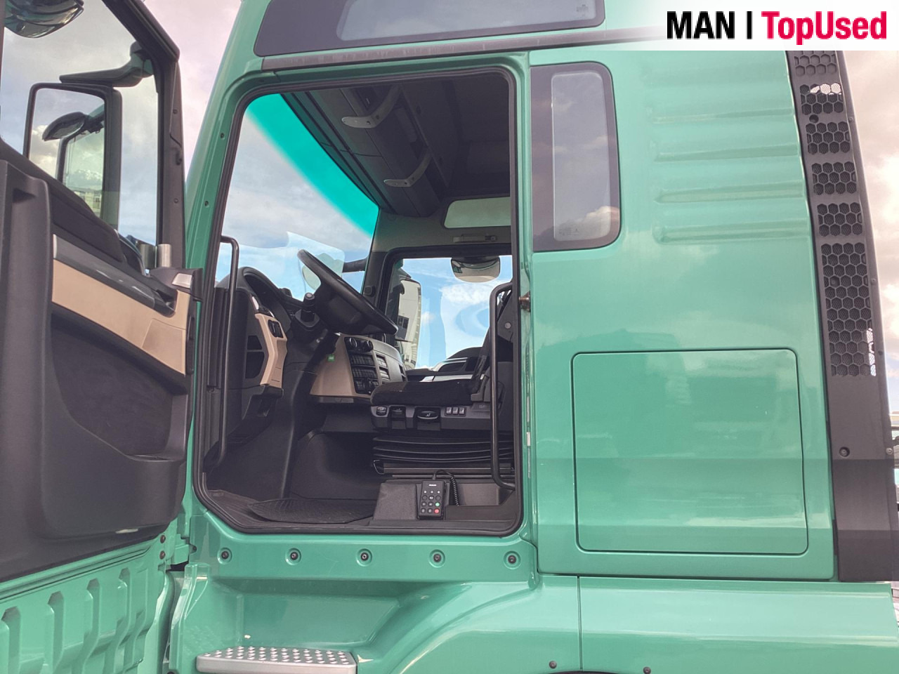 MAN TGX 18.510 4X2 BLS - Xe đầu kéo: hình 2 MAN TGX 18.510 4X2 BLS - Xe đầu kéo: hình 2