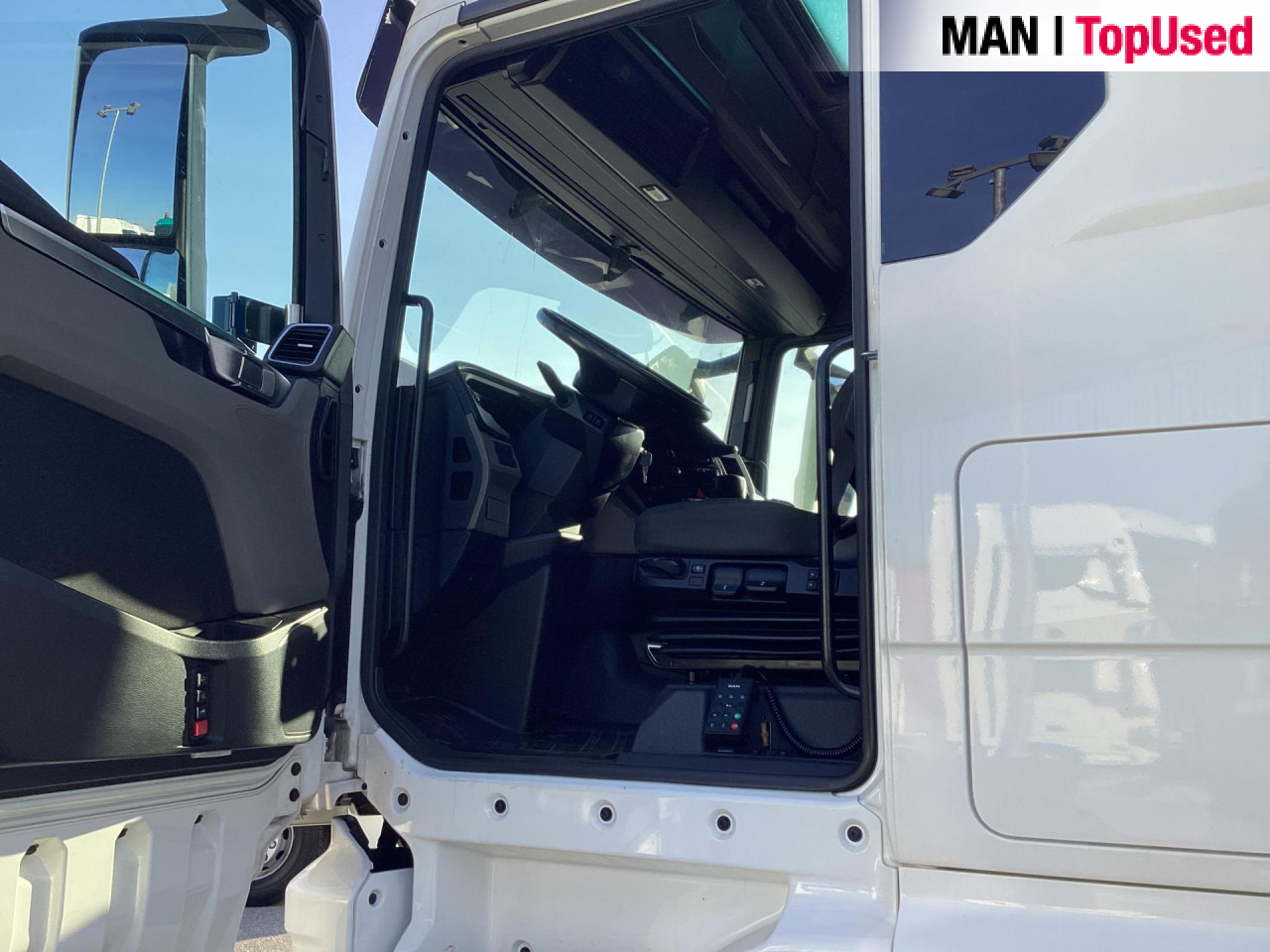 MAN TGX 18.510 4x2 BL SA - Xe đầu kéo: hình 5 MAN TGX 18.510 4x2 BL SA - Xe đầu kéo: hình 5