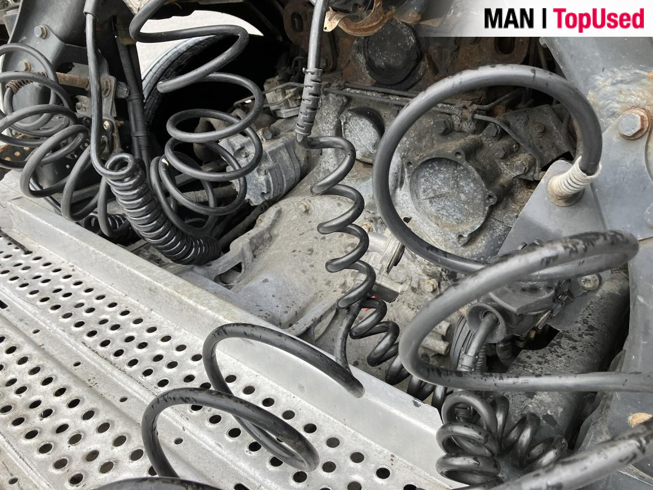 MERCEDES-BENZ ACTROS 1845 Lowdeck LSnRL - Xe đầu kéo: hình 2 MERCEDES-BENZ ACTROS 1845 Lowdeck LSnRL - Xe đầu kéo: hình 2