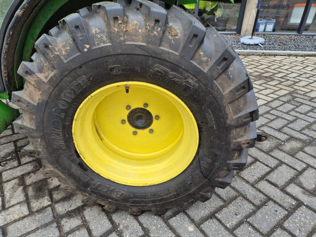 JOHN DEERE 2520 - Máy cày mini: hình 5 JOHN DEERE 2520 - Máy cày mini: hình 5