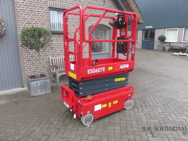 MAGNI ES 0607E - Máy nâng người hình kéo: hình 1 MAGNI ES 0607E - Máy nâng người hình kéo: hình 1