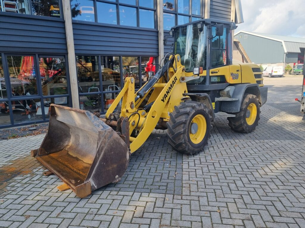YANMAR V120 - Máy xúc lật bánh lốp: hình 1 YANMAR V120 - Máy xúc lật bánh lốp: hình 1