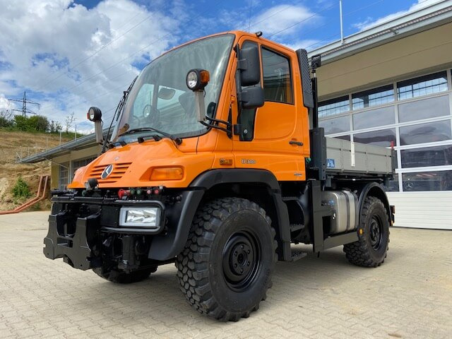 Unimog 300 - U300 405 28539 mit Wandlerkupplung Me - Tiện ích/ Xe đặc dụng: hình 3 Unimog 300 - U300 405 28539 mit Wandlerkupplung Me - Tiện ích/ Xe đặc dụng: hình 3