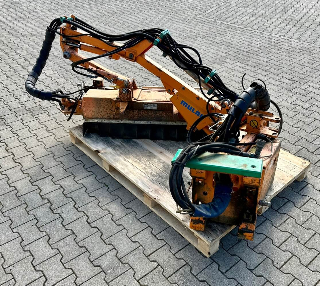 Unimog Randstreifenmulcher Mulag MRK 300 - Dàn băm cỏ địa hình nghiêng: hình 5 Unimog Randstreifenmulcher Mulag MRK 300 - Dàn băm cỏ địa hình nghiêng: hình 5