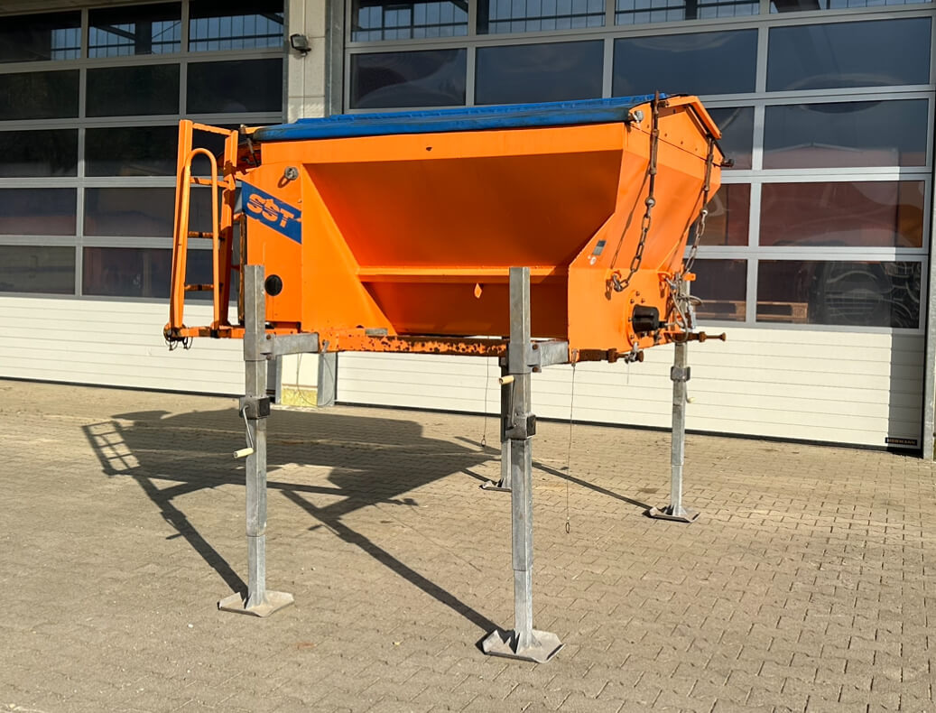 Unimog Salzstreuer Schmidt SST20-TLWH - Máy dàn trải cát/ Muối: hình 5 Unimog Salzstreuer Schmidt SST20-TLWH - Máy dàn trải cát/ Muối: hình 5