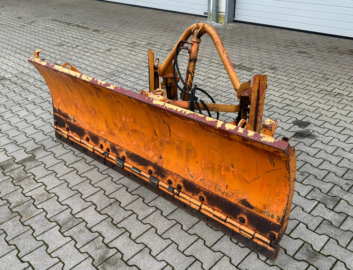 Unimog Schneepflug - Schneeschild Schmidt CP1 - Cày tuyết: hình 1 Unimog Schneepflug - Schneeschild Schmidt CP1 - Cày tuyết: hình 1