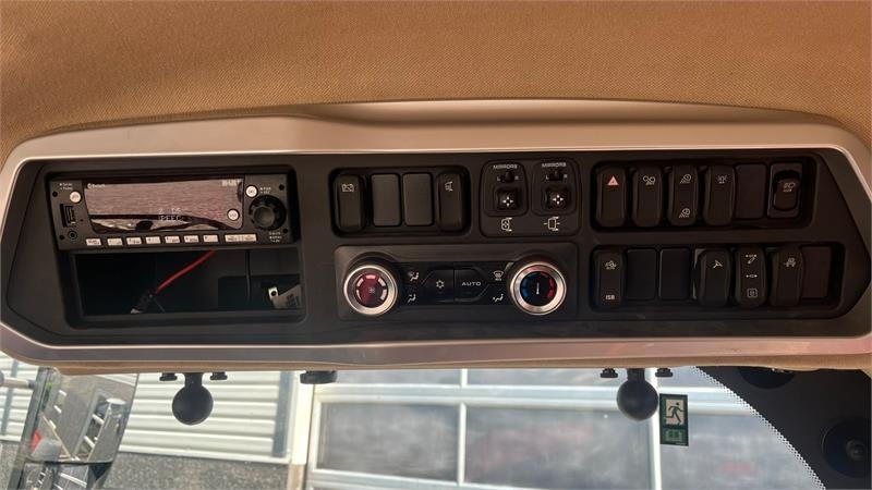 Máy cày Case IH Optum 300 CVX AFS Connect med frontlift og SafeGua: hình 11