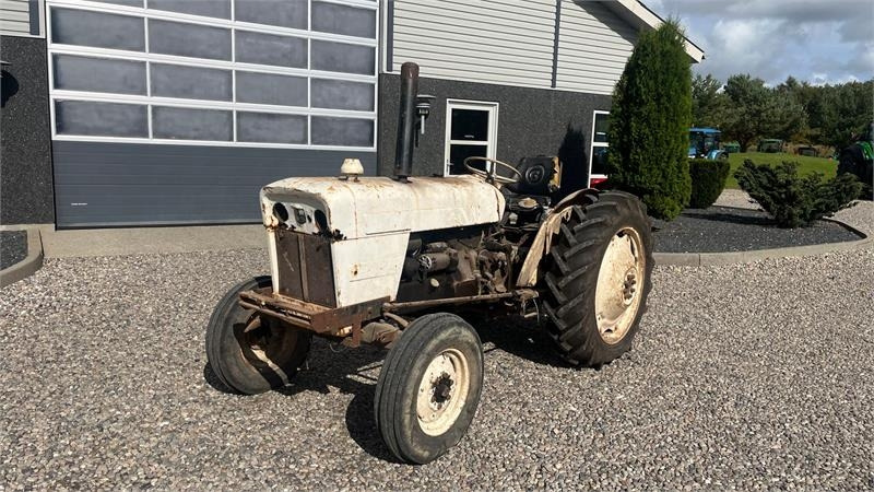 David Brown 880 Med defekt køler - Máy cày: hình 2 David Brown 880 Med defekt køler - Máy cày: hình 2