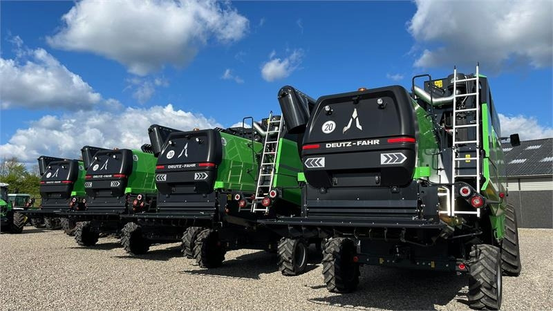Deutz-fahr C7206 With 24feed - 7.2m header. New and unused Co - Máy gặt đập: hình 2 Deutz-fahr C7206 With 24feed - 7.2m header. New and unused Co - Máy gặt đập: hình 2
