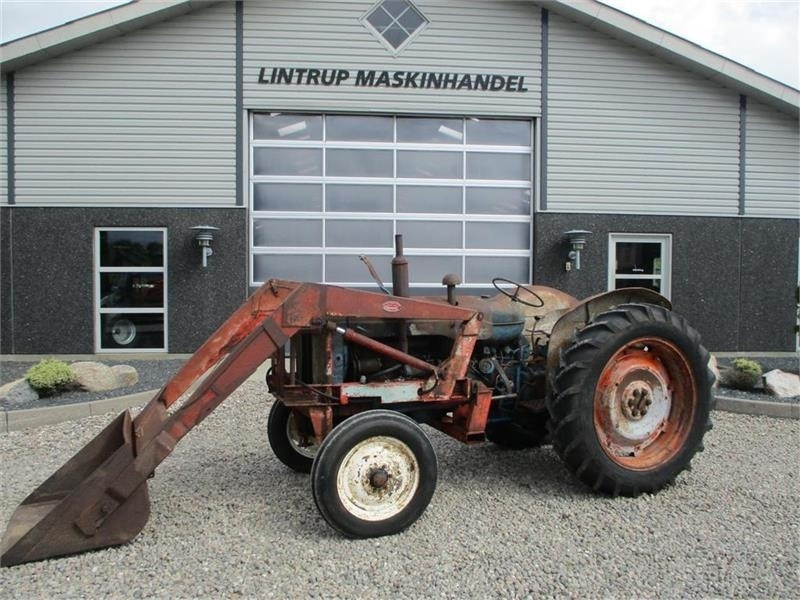 Fordson Frontlæsser med skovl og beslag fra Ford Major. Ka - Máy chất hàng trước cho máy cày: hình 1 Fordson Frontlæsser med skovl og beslag fra Ford Major. Ka - Máy chất hàng trước cho máy cày: hình 1