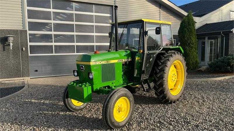 John Deere 2040 Med nye dæk hele vejen rundt - Máy cày: hình 2 John Deere 2040 Med nye dæk hele vejen rundt - Máy cày: hình 2