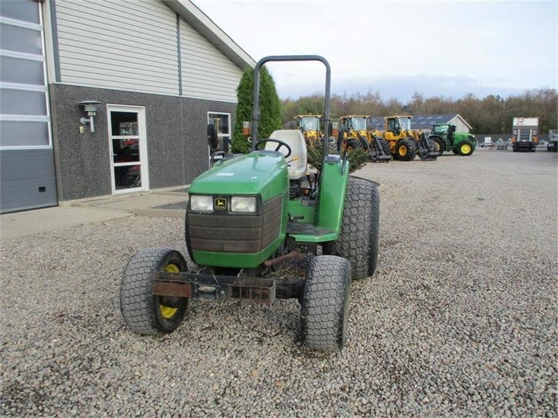 Máy cày John Deere 4600 Med Græshjul: hình 9