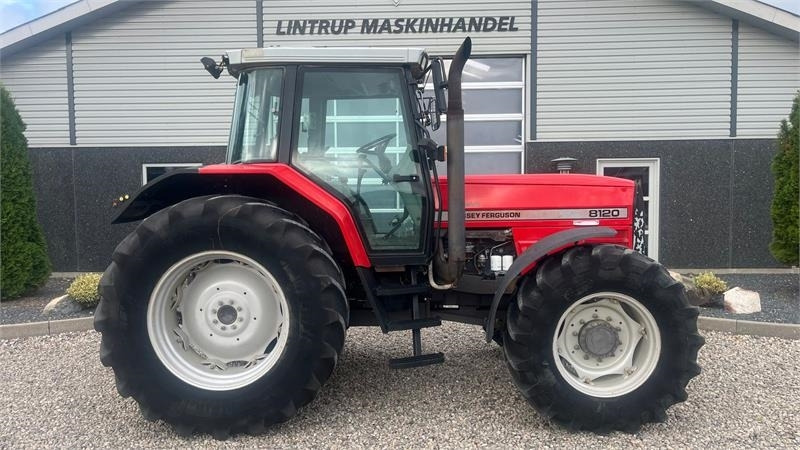 Máy cày Massey Ferguson 8120 DYNA 4 Med frontlift: hình 8 Máy cày Massey Ferguson 8120 DYNA 4 Med frontlift: hình 8