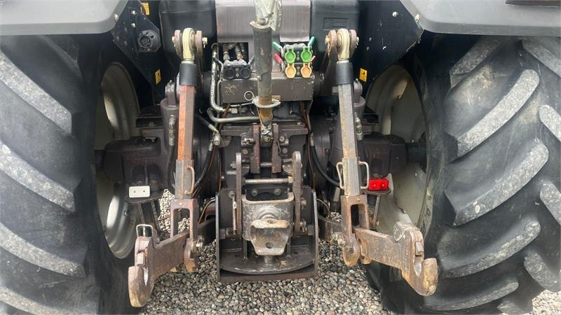 Massey Ferguson 8120 DYNA 4 Med frontlift - Máy cày: hình 5 Massey Ferguson 8120 DYNA 4 Med frontlift - Máy cày: hình 5