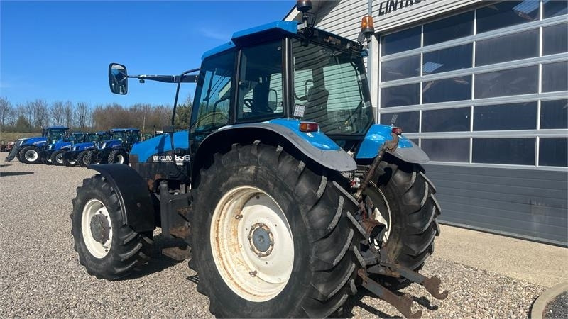New Holland 8360 Rangecommand - Máy cày: hình 2 New Holland 8360 Rangecommand - Máy cày: hình 2
