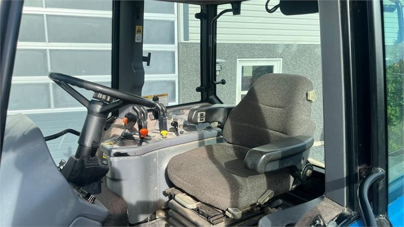 New Holland 8670 Supersteer Samme ejer siden 2012, evt. med tv - Máy cày: hình 5 New Holland 8670 Supersteer Samme ejer siden 2012, evt. med tv - Máy cày: hình 5