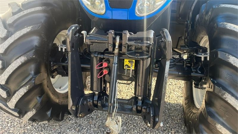 New Holland T7.270 AutoCommand med frontlift - Máy cày: hình 4 New Holland T7.270 AutoCommand med frontlift - Máy cày: hình 4