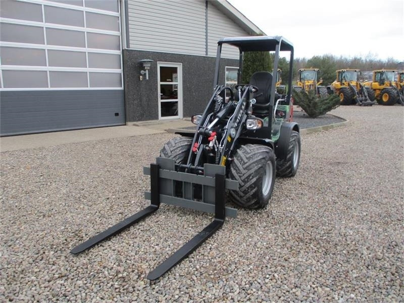 Máy xúc lật mini gấp khúc Pitbull X24-26V med lyspakke, 400mm hjulmontering og pall: hình 12