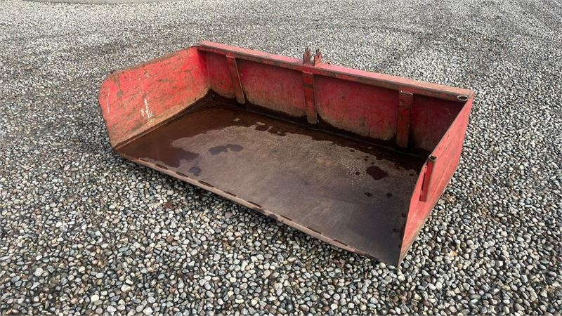 Premo 200  - Gầu: hình 1 Premo 200  - Gầu: hình 1