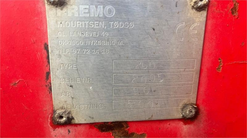 Premo 200  - Gầu: hình 2 Premo 200  - Gầu: hình 2