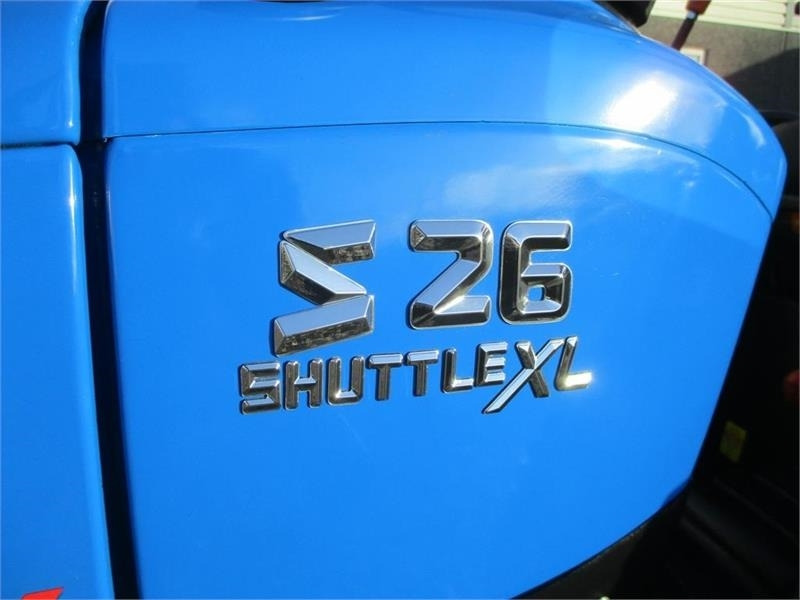 Solis S26 Shuttle XL 9+9 med store brede Turf hjul på ti - Máy cày: hình 2 Solis S26 Shuttle XL 9+9 med store brede Turf hjul på ti - Máy cày: hình 2
